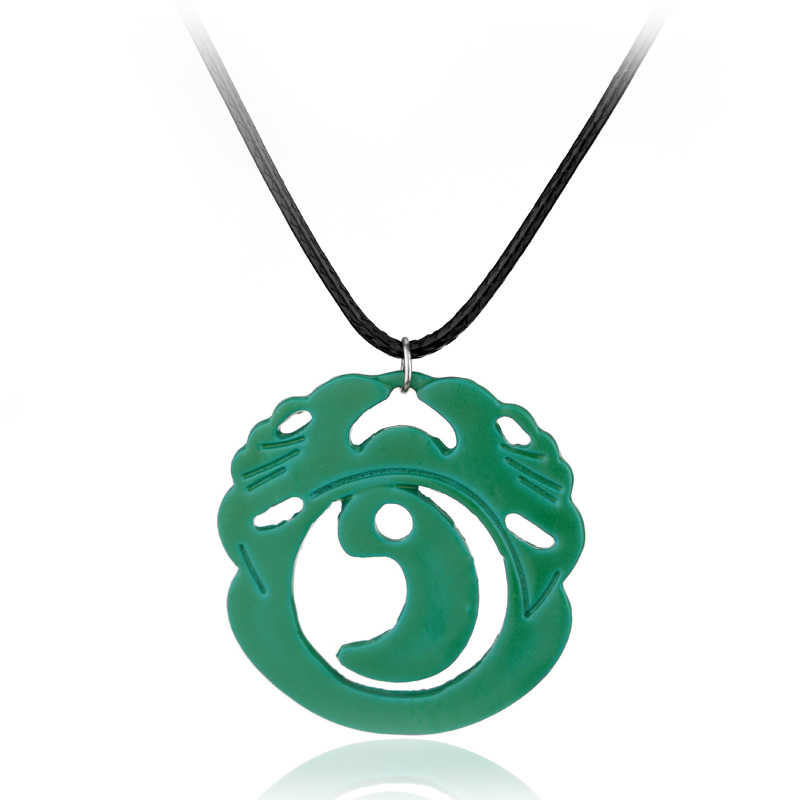 Retro Gaming Gif - Tomb Raider Lara Croft Green Pendant
